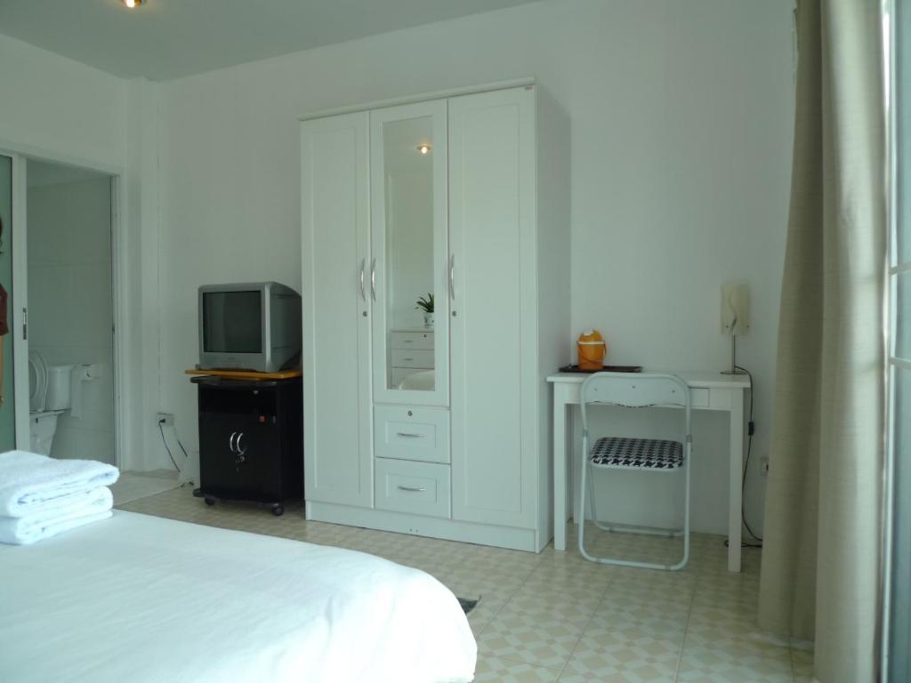 Corner Cafe Bed & Breakfast HHQ Room photo
